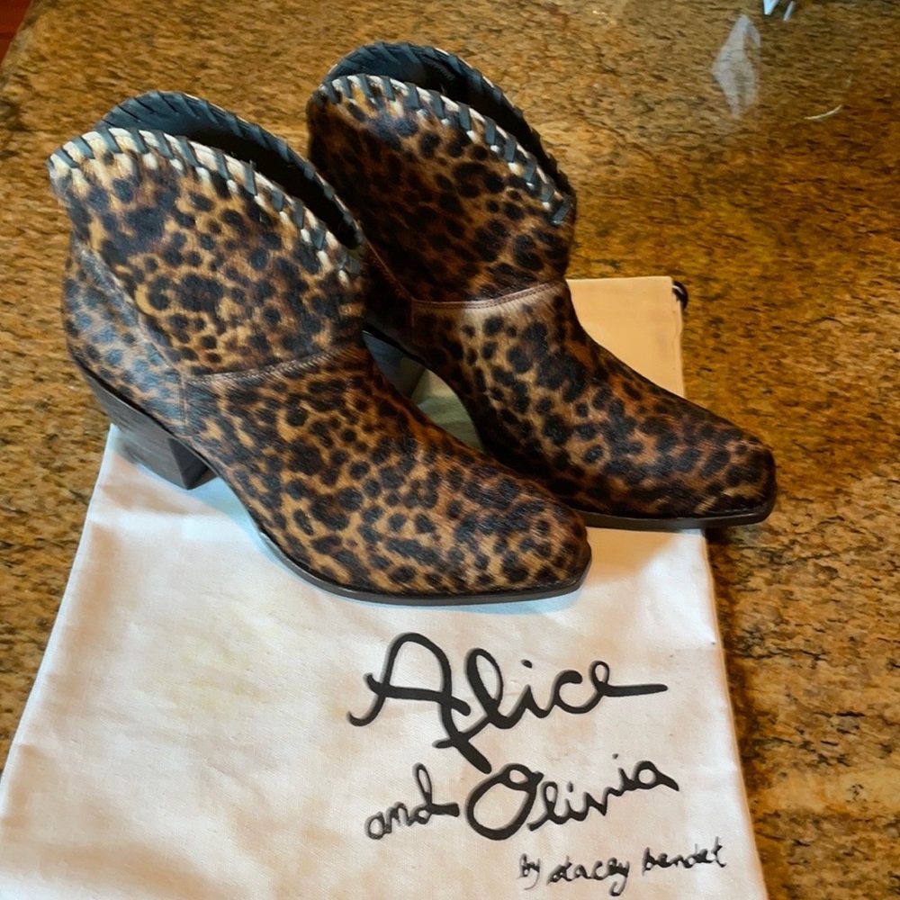 Alice & Olivia Leopard Print Calf Hair Boots